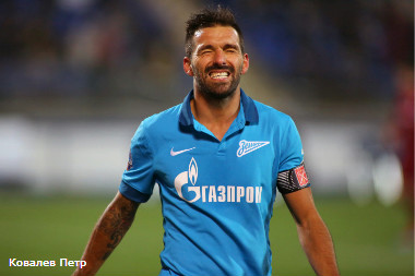 Зенит-Мордовия. Игрок ФК "Зенит" Мигель Данни.