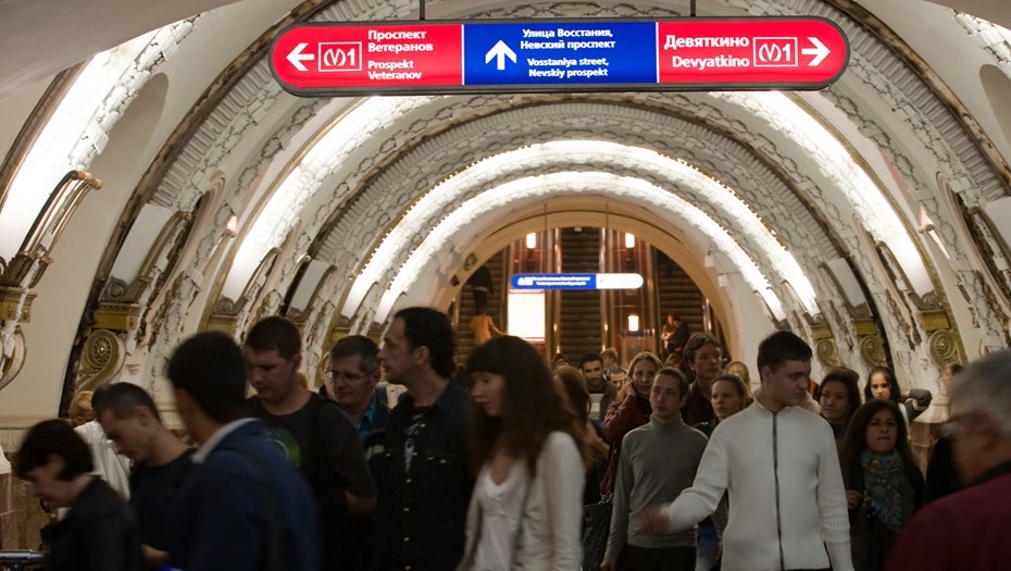 Метро московская площадь восстания. Метро площадь Восстания выходы. Станция метро площадь Восстания СПБ. Станция метро площадь Восстания СПБ выход. Метро площадь Восстания выход на Московский вокзал.