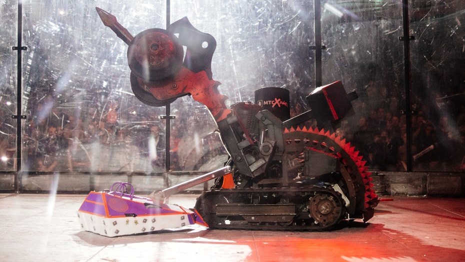 Битва роботов соревнования. Битва роботов на арене шоу. Бронебот бои роботов. Робот для битвы роботов.