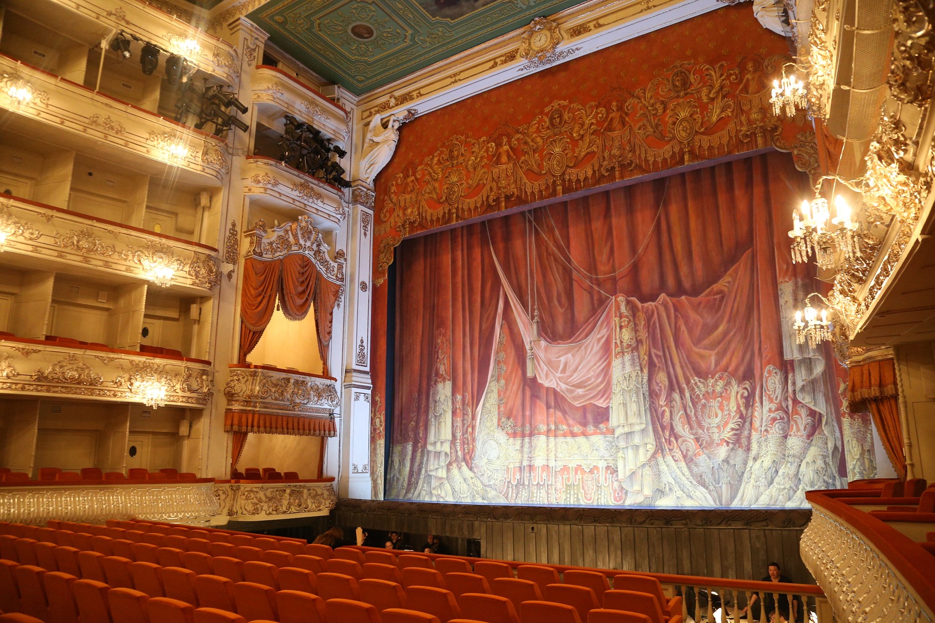 малый театр оперы и балета