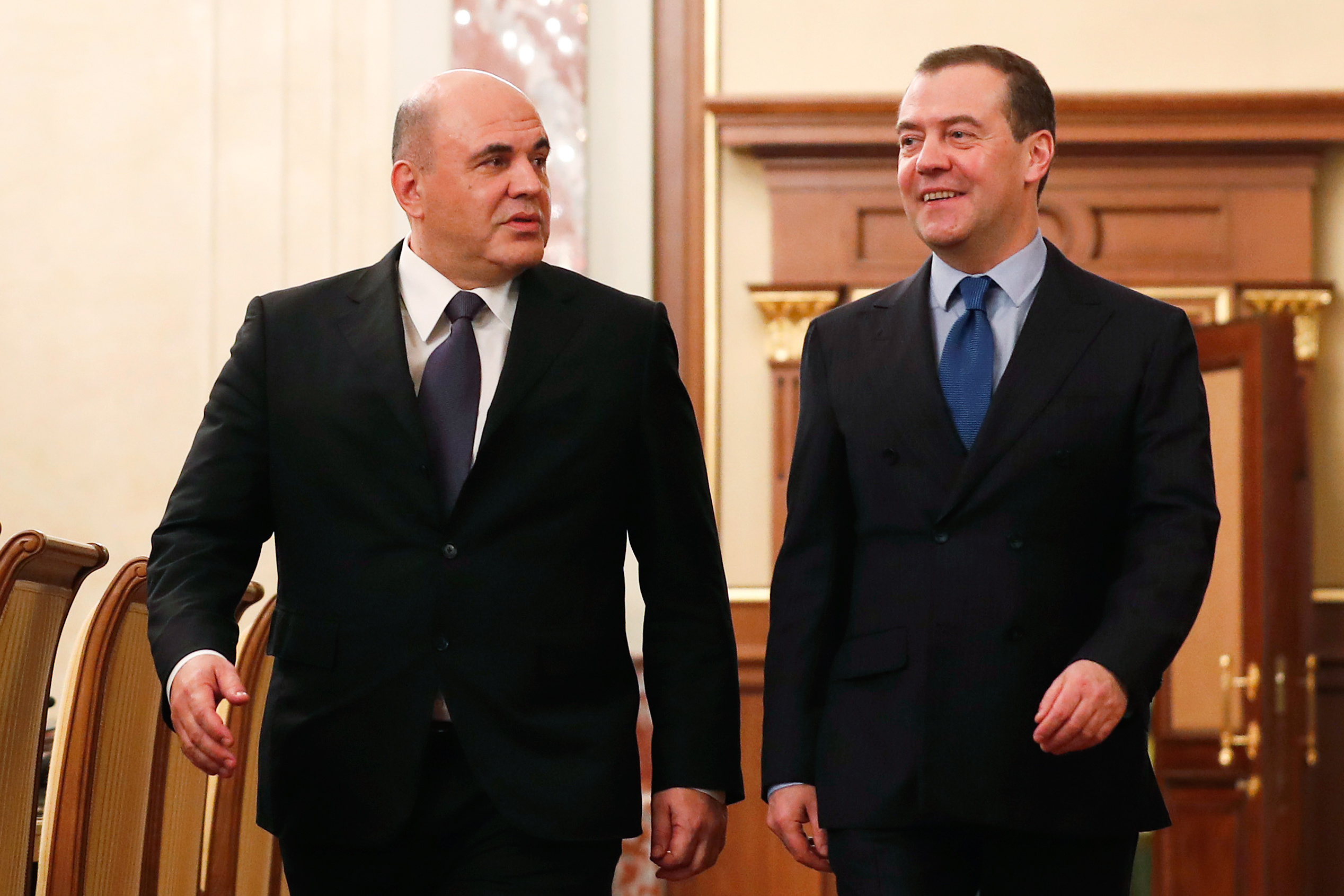 Кто является премьер министром. Правительство Медведева и Мишустин. Михаилмишстин дмитриимедведев.