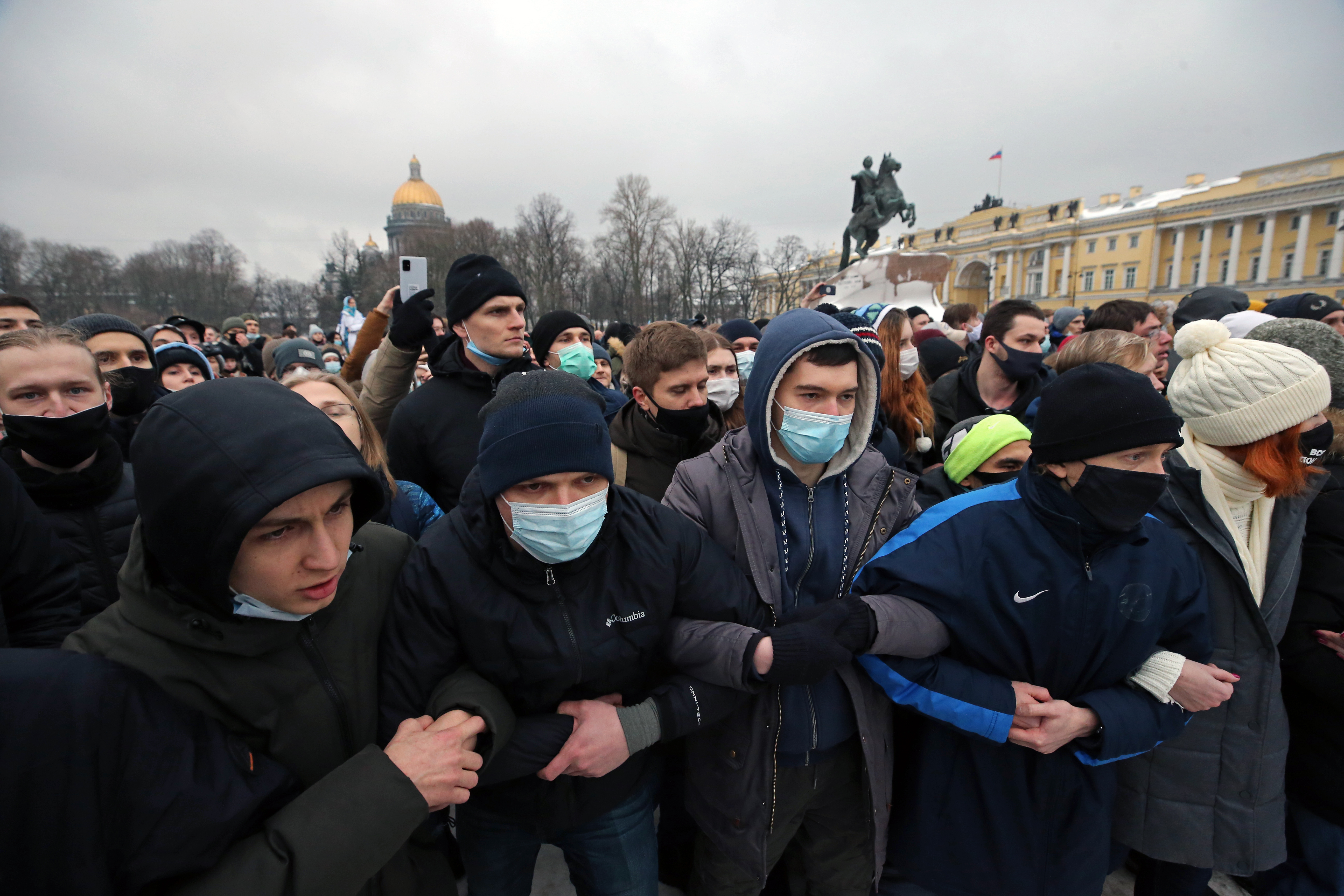 Митинги в связи смертью навального. Митинг за Навального. Митинг Навальный Питер. Митинги Навального 2021. Протесты в поддержку Алексея Навального.