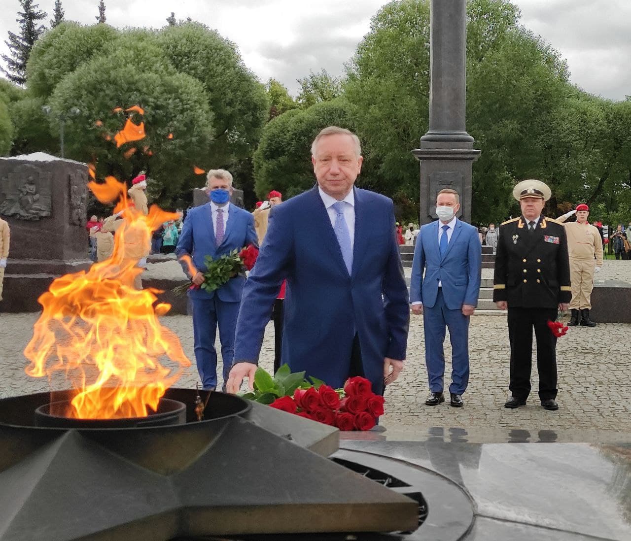 День города колпино. Стела «город воинской славы» (Колпино). Награждение Колпино городом воинской славы. 9 Мая Колпино. Последние новости Колпино.