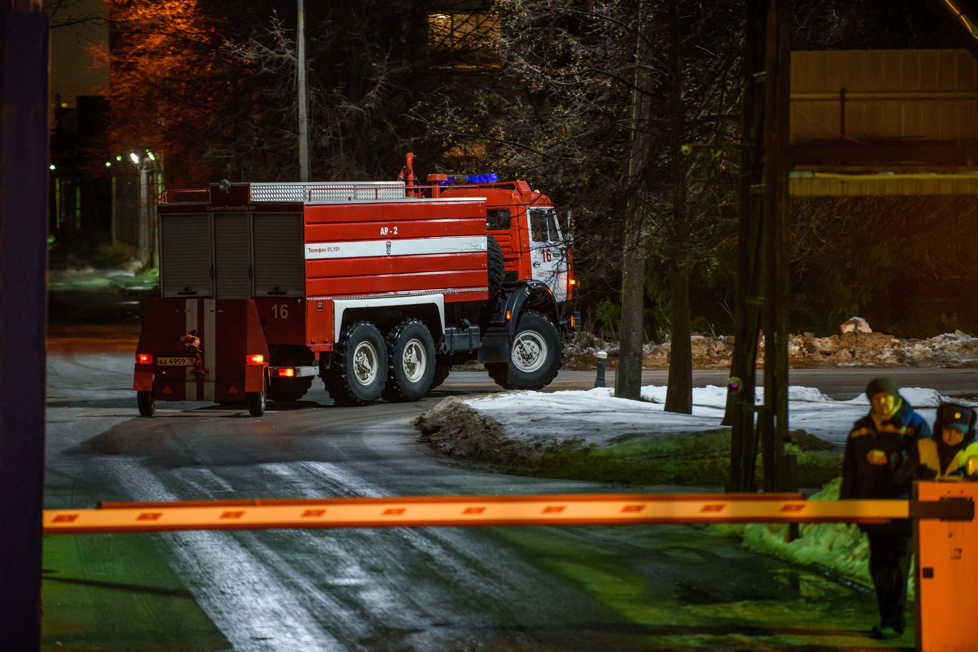 Из горящей квартиры на Гагарина спасли пострадавшую петербурженку