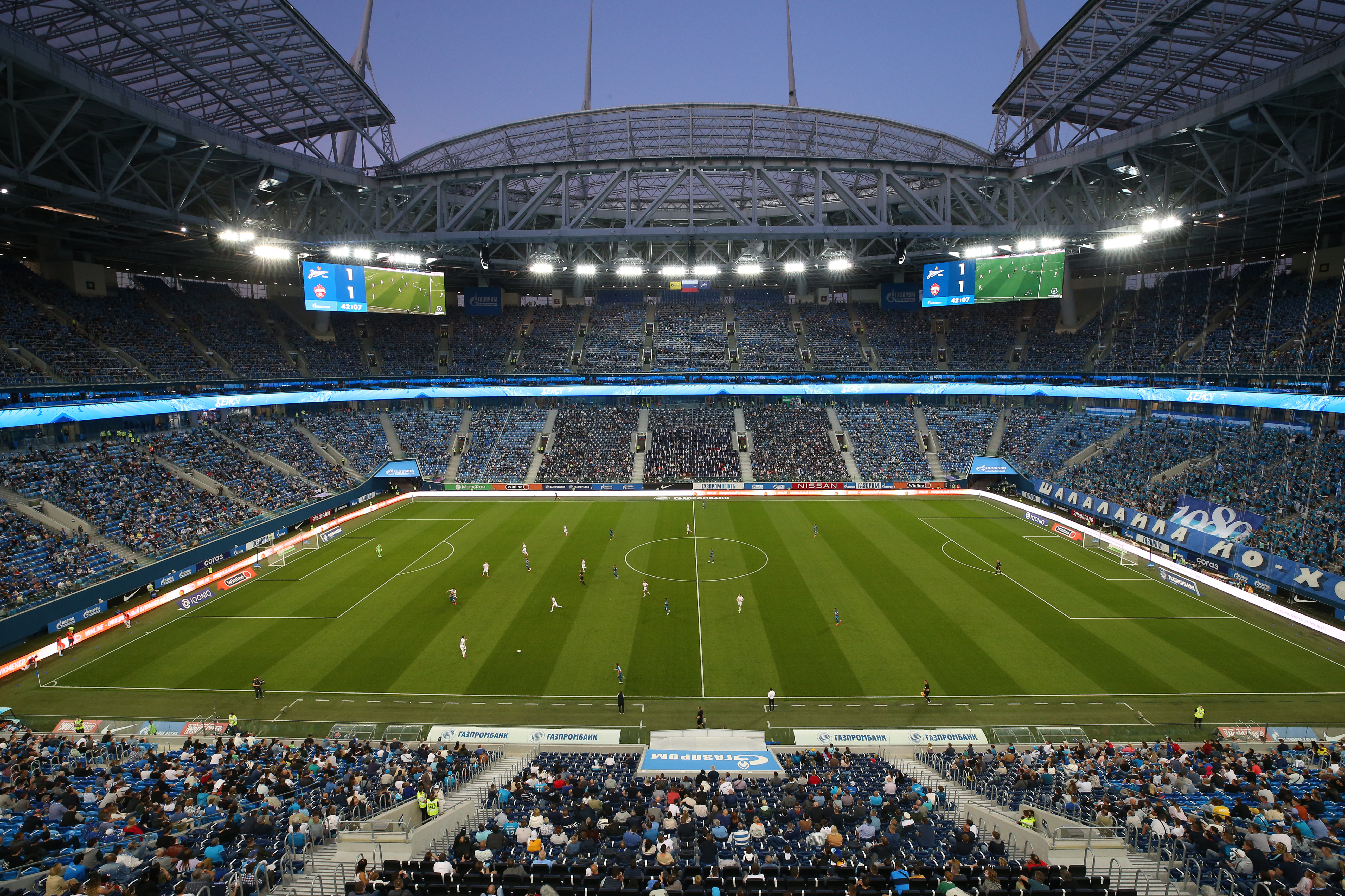 Финал Лиги чемпионов 2022 в Париже стадион. Финал Лиги чемпионов, Москва, Лужники.