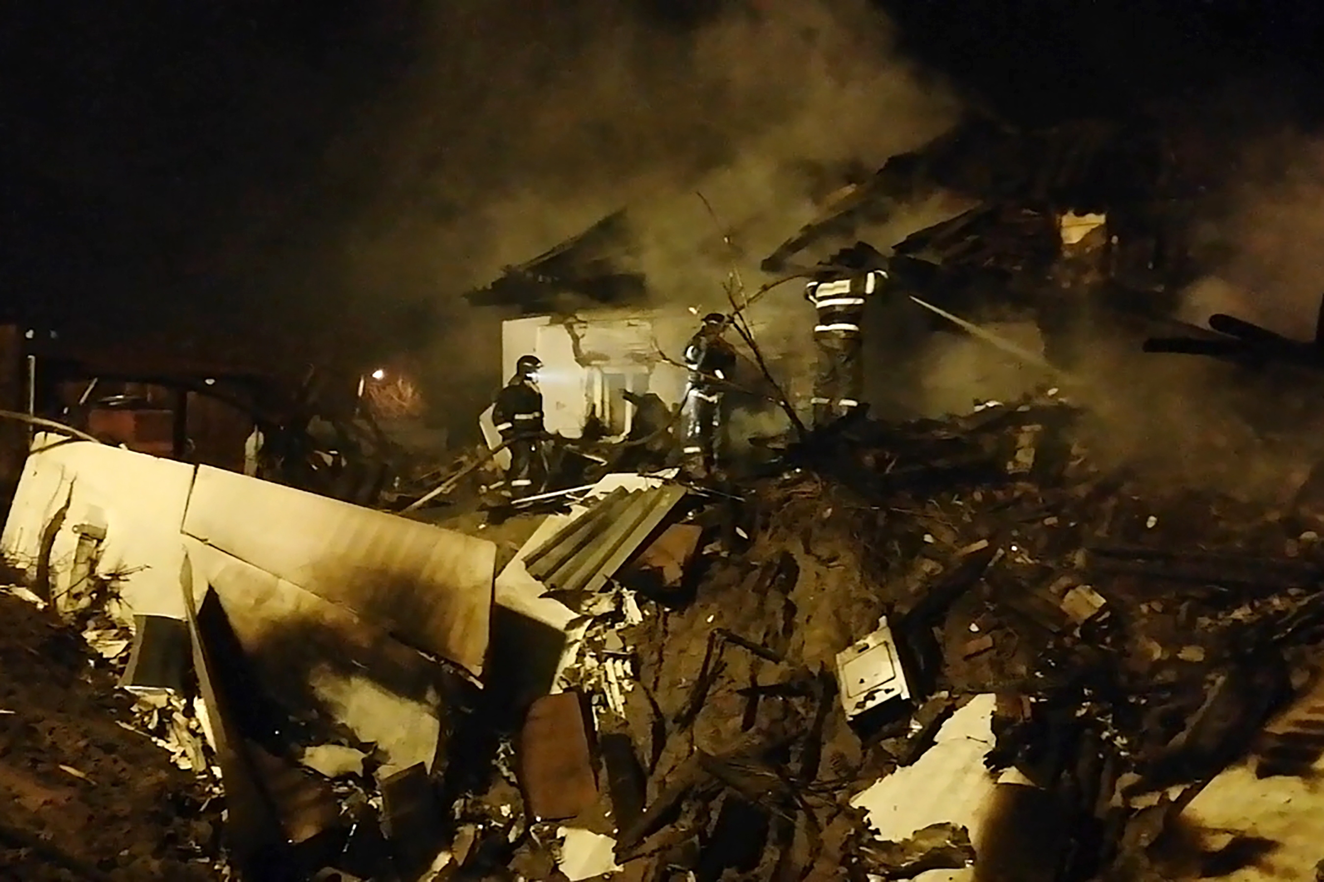 Крушение самолета 23 февраля. Крушения самолёта Су 30 в Иркутске. Самолет упал в Иркутске 1997. Катастрофа АН-124 В Иркутске.