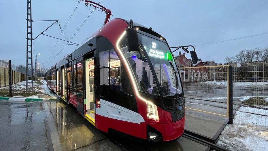 Новые трамваи для Петербурга начнут работу шаттлами от 