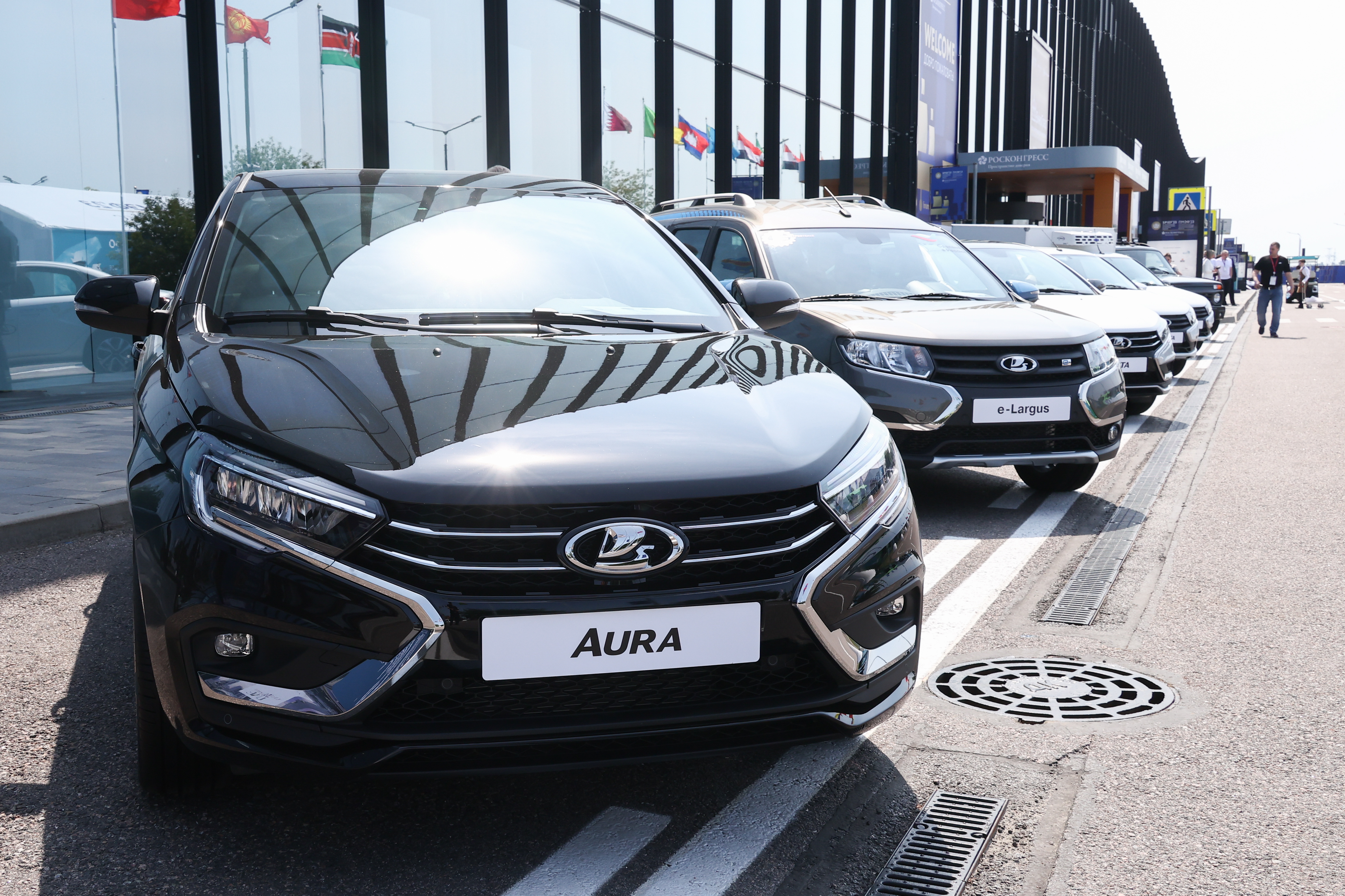 Глава АвтоВАЗа назвал примерную стоимость новой Lada Aura