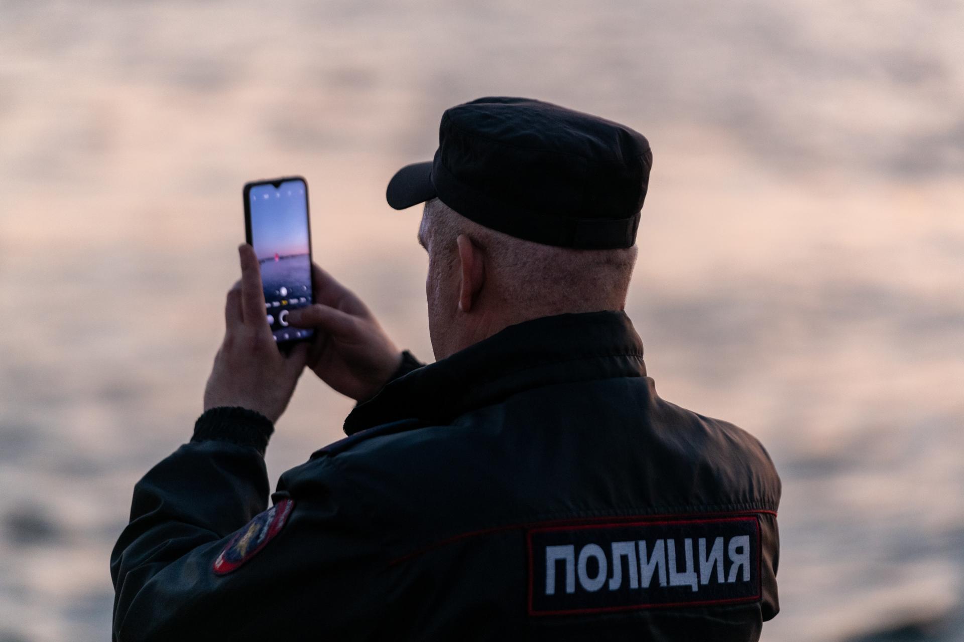 Под Петербургом мужчина на прогулке с собакой нашёл тлеющую человеческую  голову