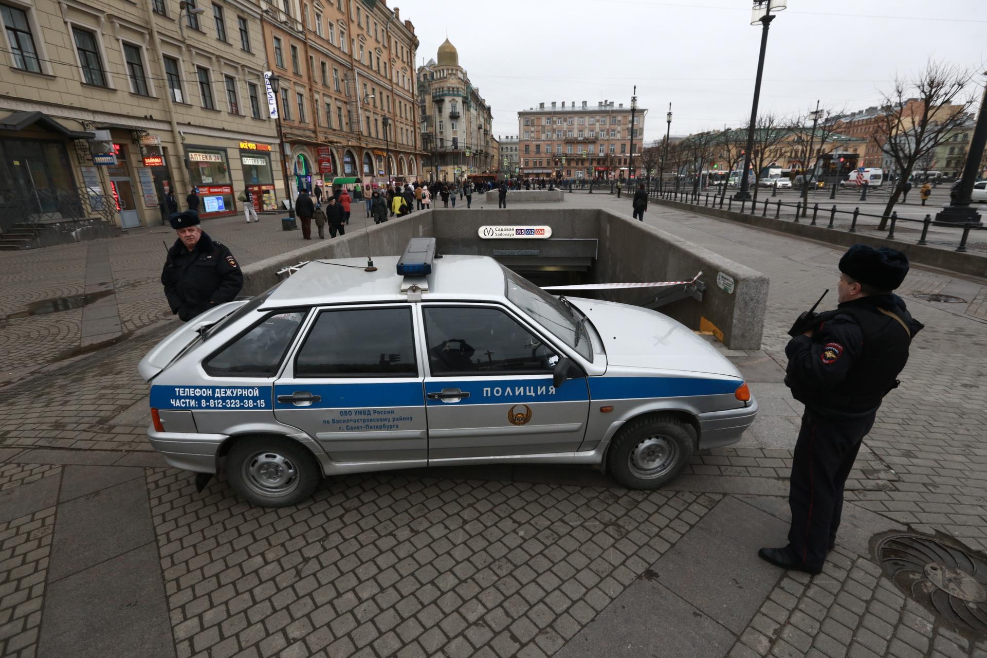 Полиция начала проверку семьи из Ленобласти, где ребенка воспитывали  зажигалкой