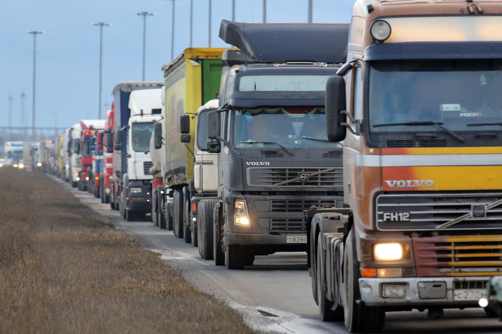 В очереди на границе с Литвой в Калининградской области скопилось 250 фур