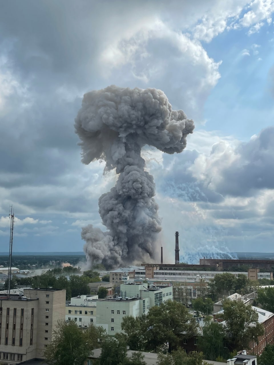 В Сергиевом Посаде прогремел мощный взрыв на оптико-механическом заводе