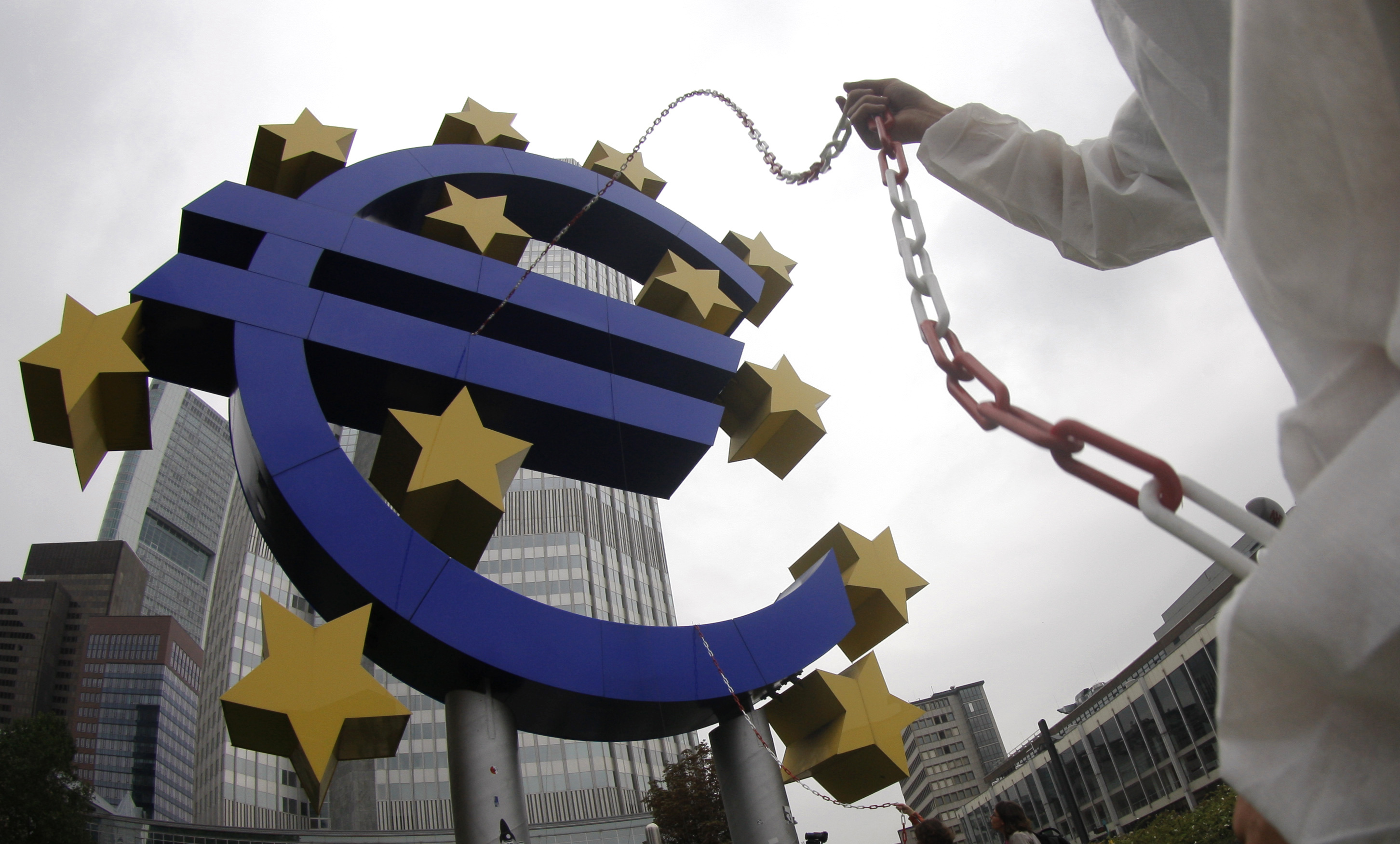 Европейская экономическая система. Раскол Евросоюза ЕС. ЕС кризис. Экономический кризис Евросоюз. Экономический крах Евросоюза.