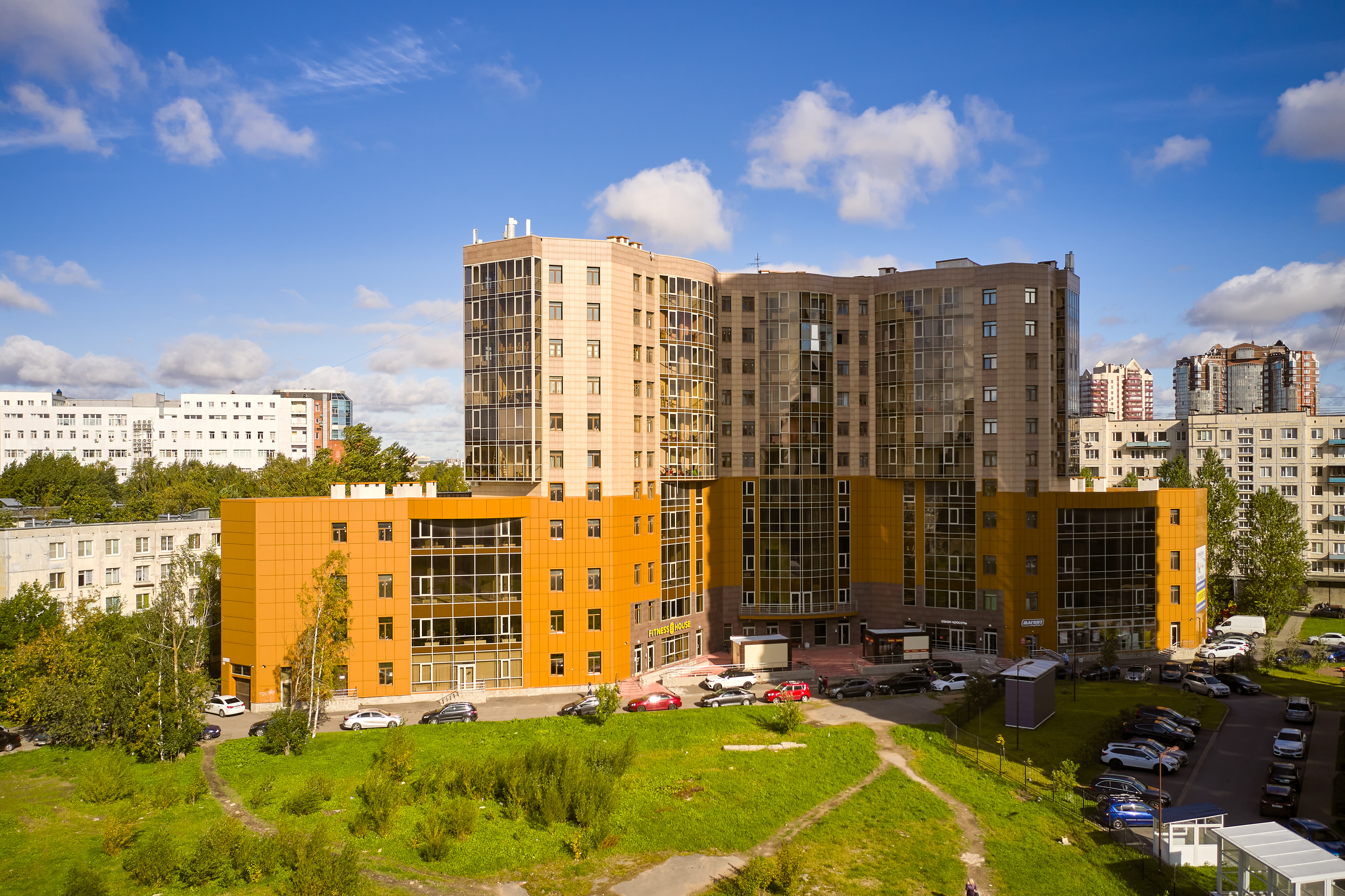 Фитнес–комплекс в Московском районе частично вернулся к застройщику