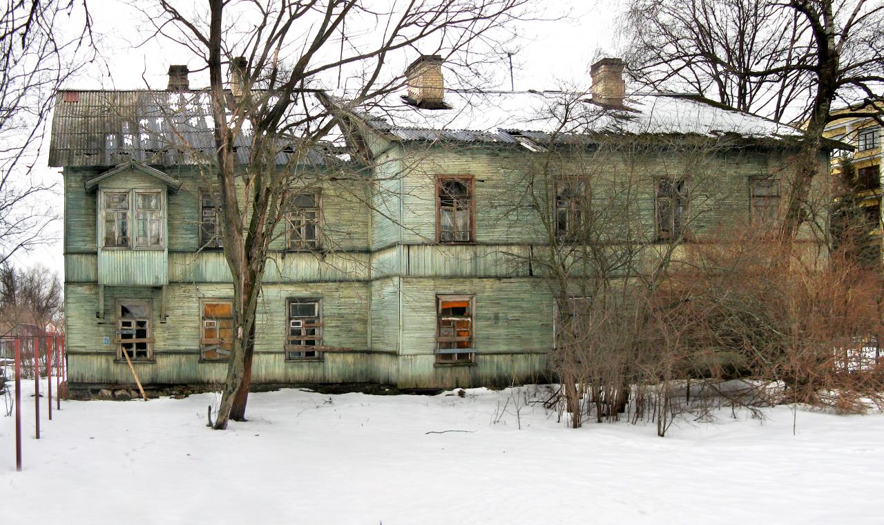 В Ломоносове для РПЦ воссоздадут сгоревший дом–памятник