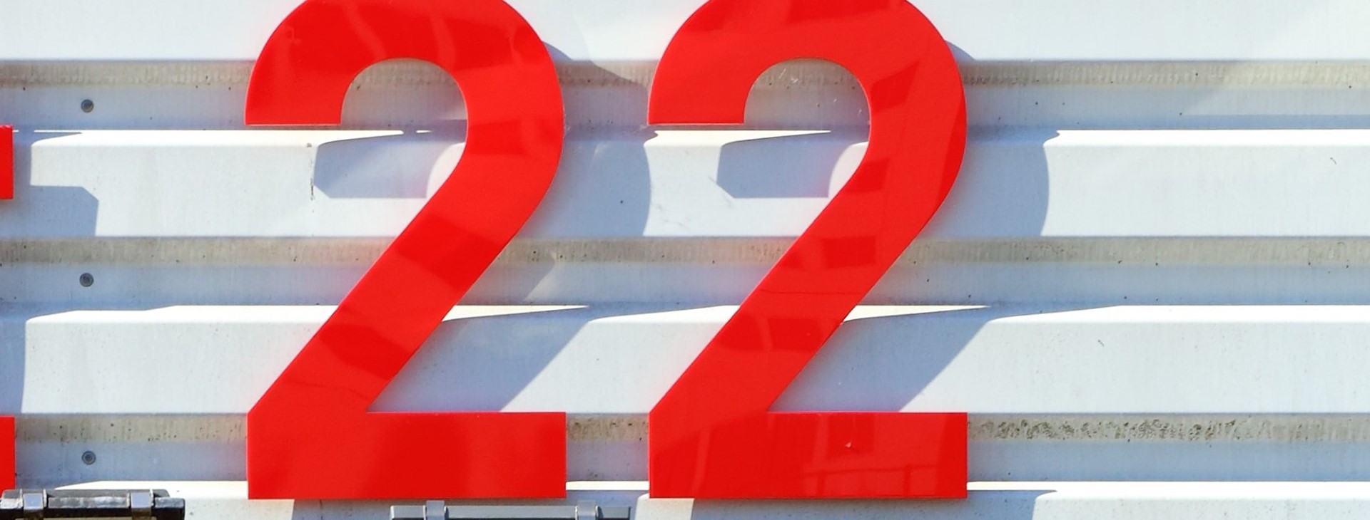 22