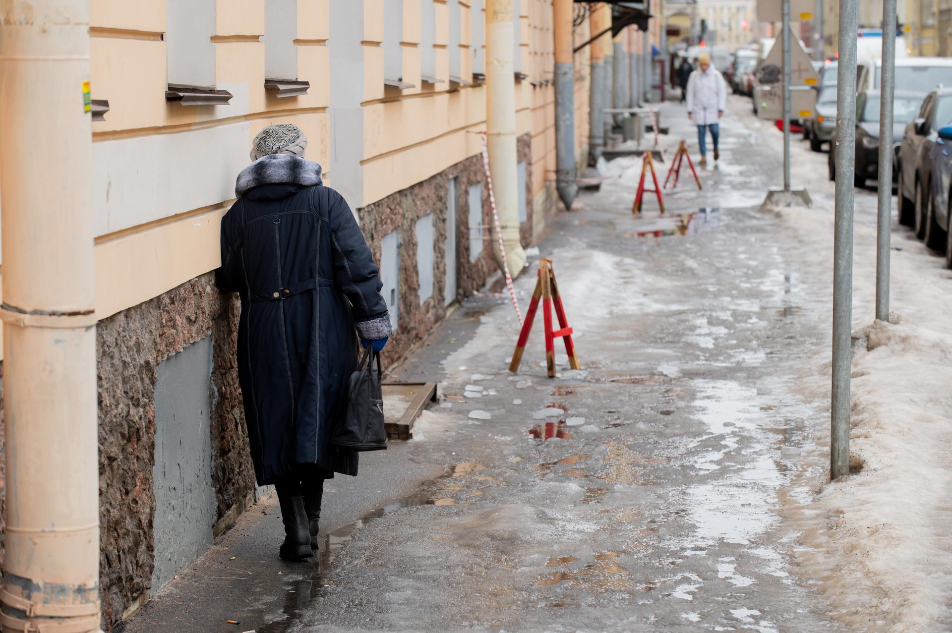 Гололед в СПб: сколько жертв