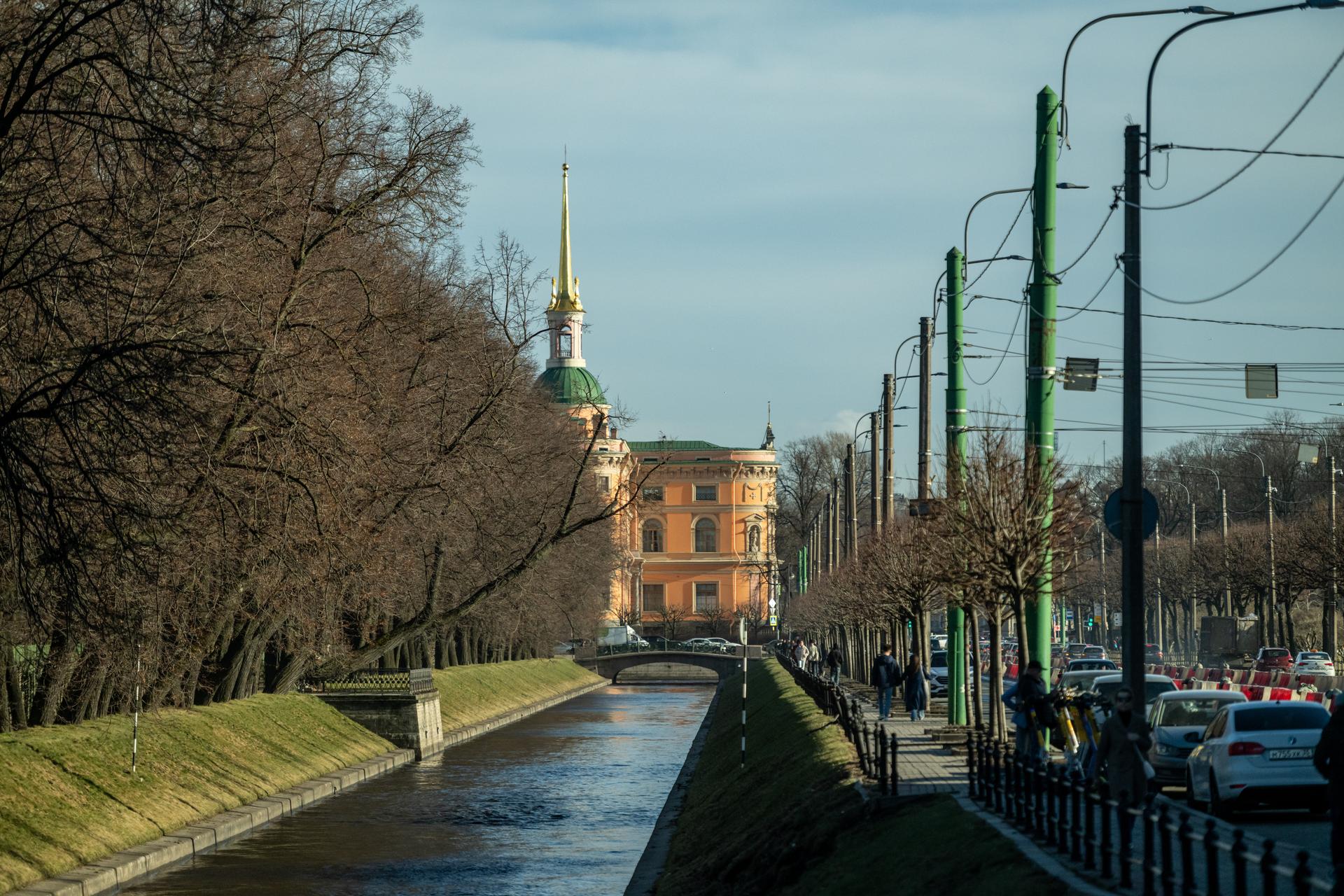 Погода в СПБ 12-14 апреля: тепло, солнце, дождик