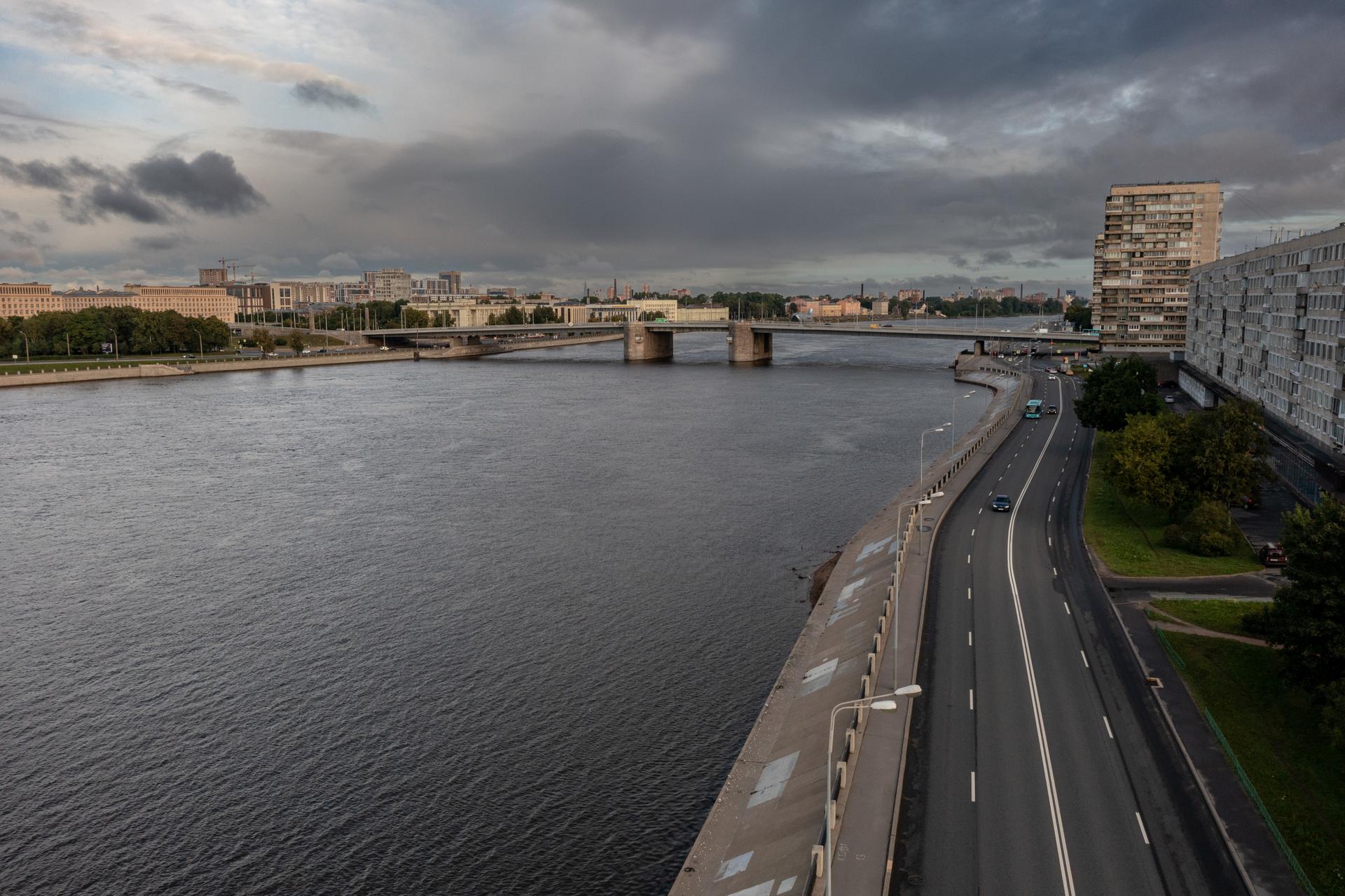 Какие мосты разведут в Петербурге в ночь на 22 апреля