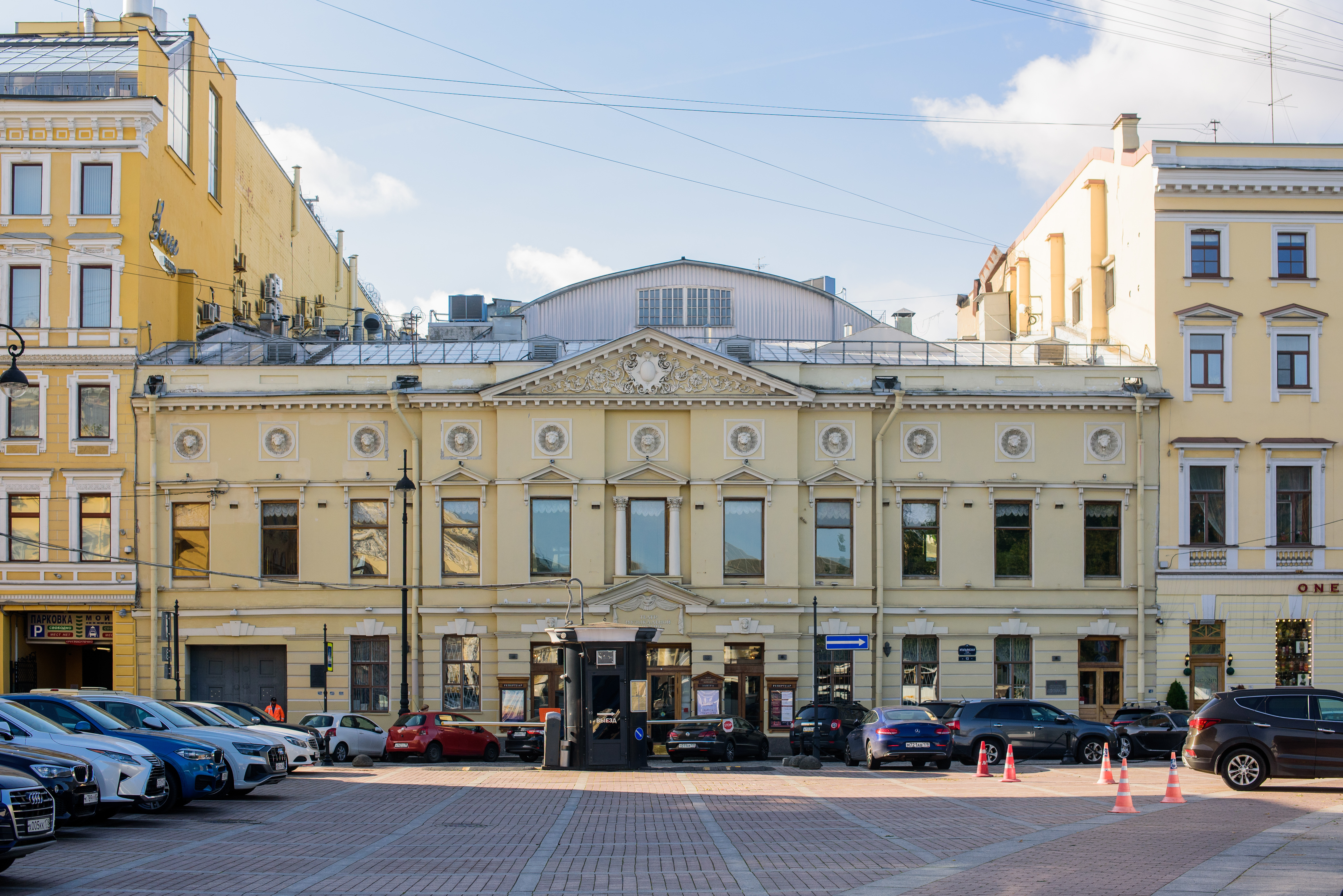 На новой сцене Театра музкомедии в Приморском районе будут давать мюзиклы