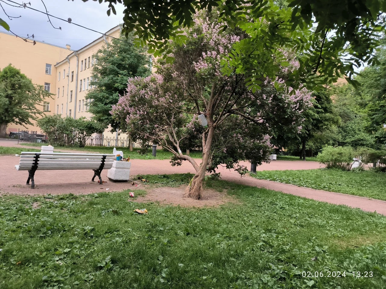 В Джазовом сквере на Загородном проспекте оборудуют сцену для концертов