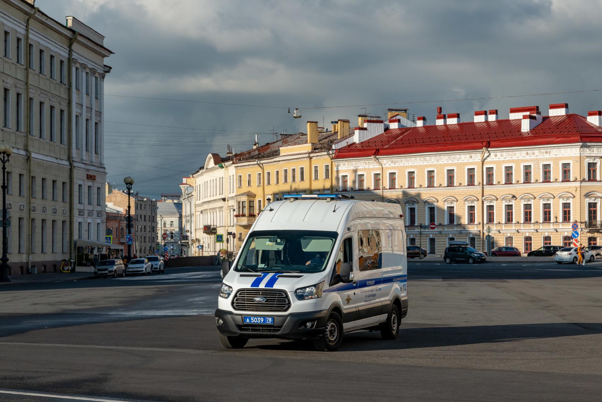 Петербуржец сдался в полицию вместе с семейной коллекцией боеприпасов