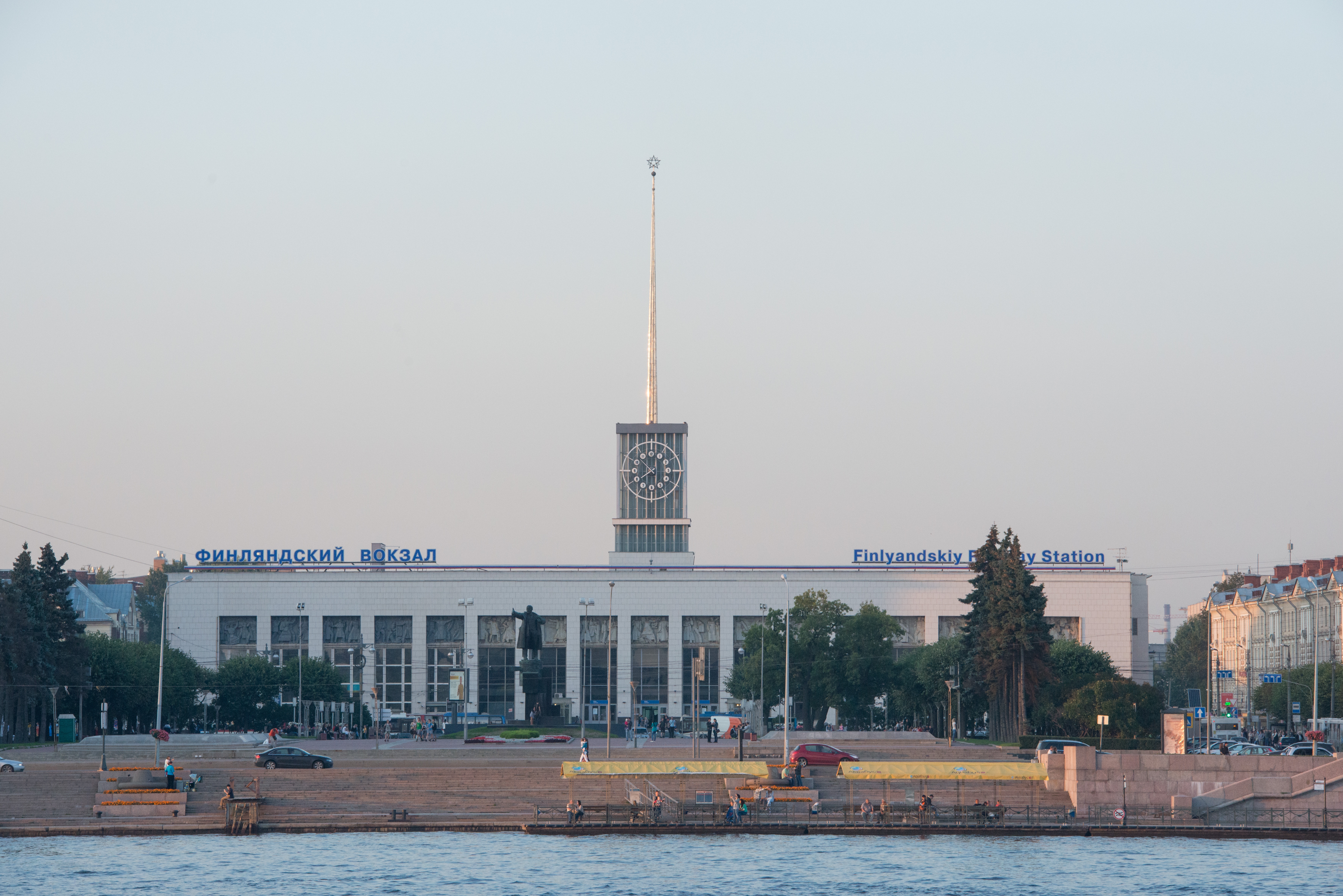 Что случилось в Петербурге 19 июня