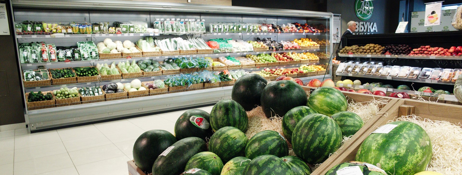 Премиальные продуктовые сети стали реже открываться в Петербурге