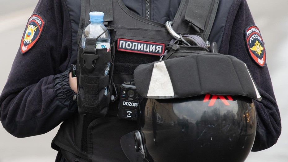 В четырёх подразделениях полиции Ленинградской области проводятся обыски