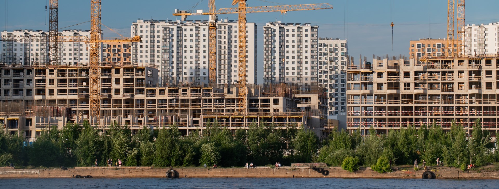 Экстремальное падение рынка ипотеки в Петербурге внезапно замедлилось