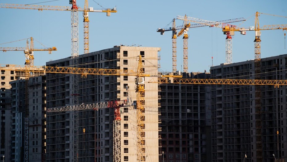 Стройка апартаментов в Петербурге Стройка апартаментов в Петербурге