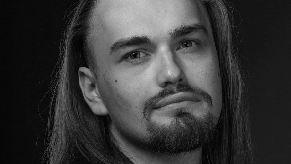 Актёр дубляжа Пётр Вечерков Актёр дубляжа Пётр Вечерков