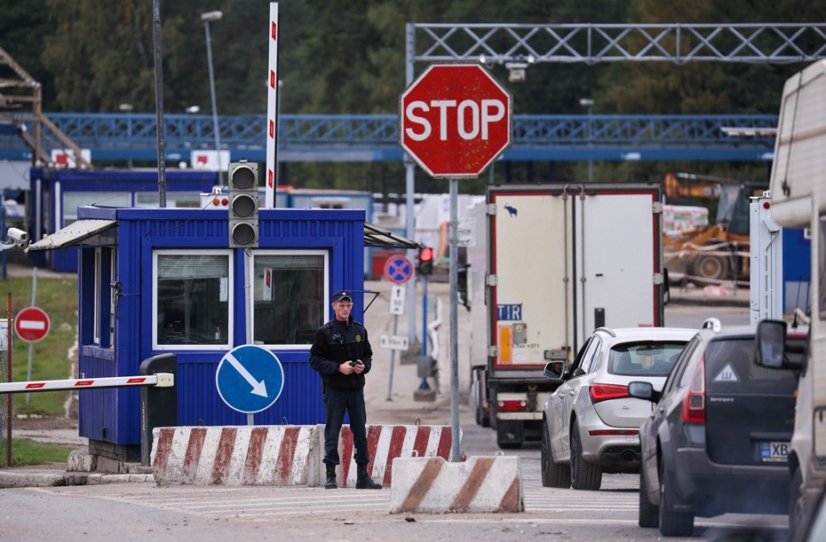 Пограничный пункт Бурачки на границе РФ и Латвии