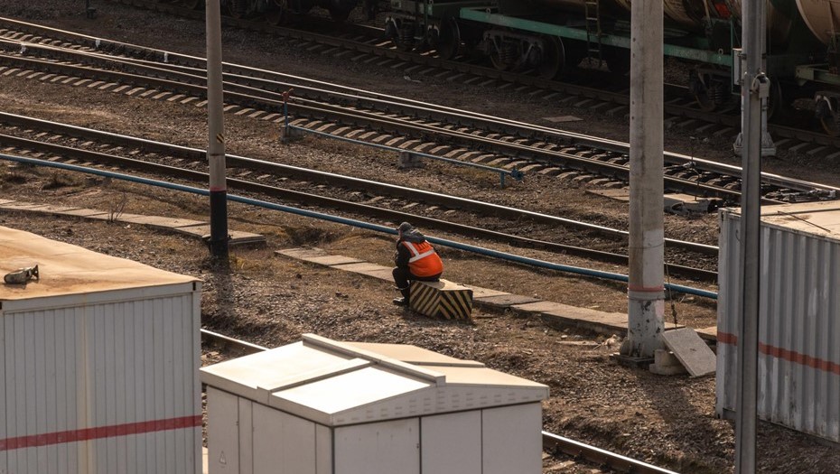 Железнодорожная отрасль Латвии пришла в упадок. Железнодорожная отрасль Латвии пришла в упадок.