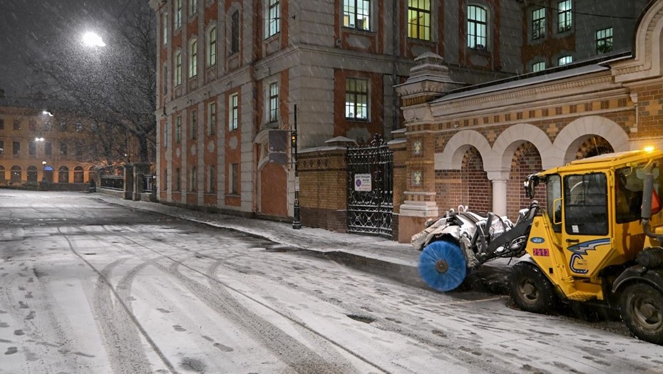 Гололёд и налипание мокрого снега ждут в Петербурге в пятницу Гололёд и налипание мокрого снега ждут в Петербурге в пятницу