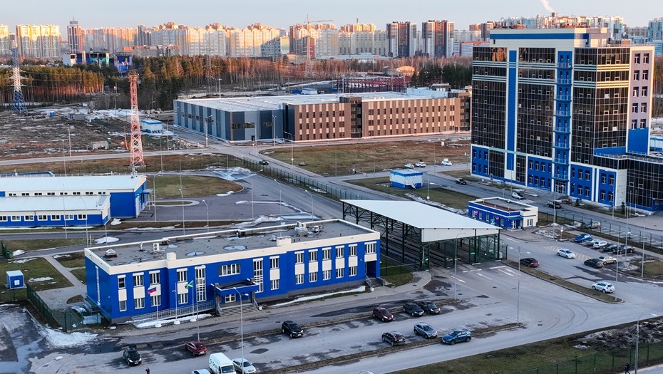 Особая экономическая зона "Санкт-Петербург", площадка "Новоорловская" в Приморском районе на севере города.
