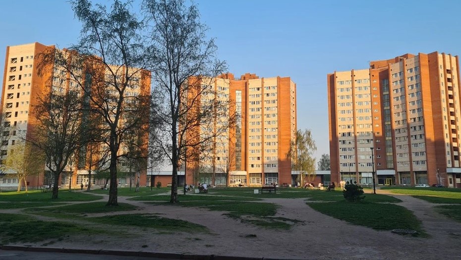 Общежитие 16 по адресу: Ботаническая ул., д.64, корп. 4, лит. А. Крайний правый корпус Общежитие 16 по адресу: Ботаническая ул., д.64, корп. 4, лит. А. Крайний правый корпус