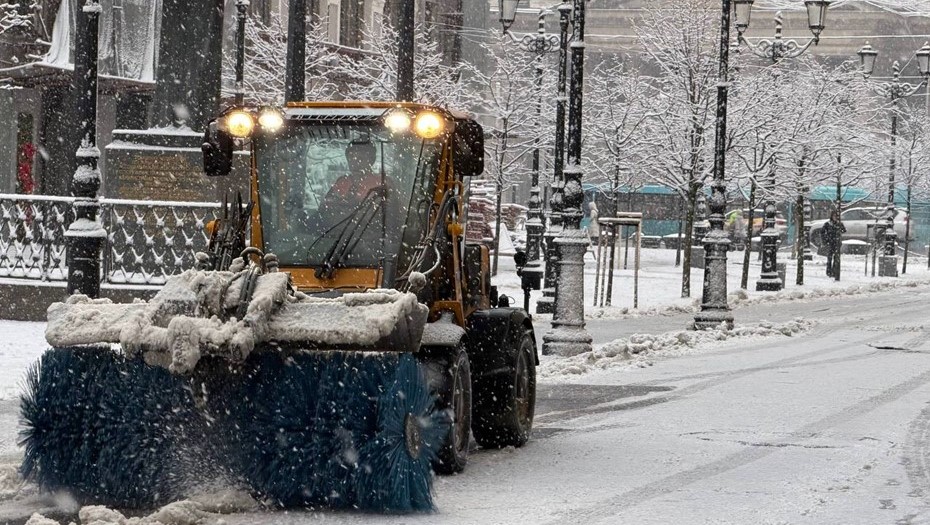 Снегопад в Петербурге 24 ноября 2025 года. Снегопад в Петербурге 24 ноября 2025 года.