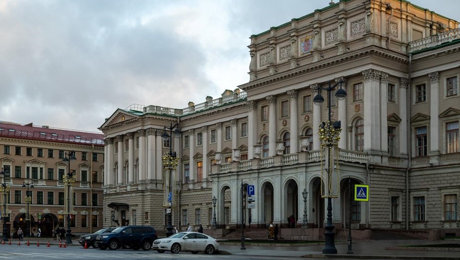 Мариинский дворец. Исаакиевская площадь. Мариинский дворец. Исаакиевская площадь.