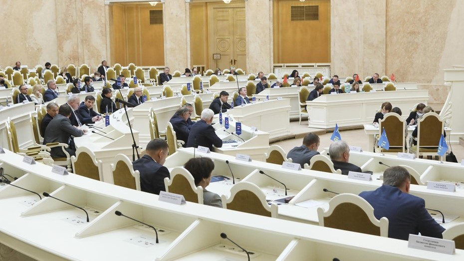 ЗакС Петербурга поддержал инициативу о корректировке городского закона о КРТ