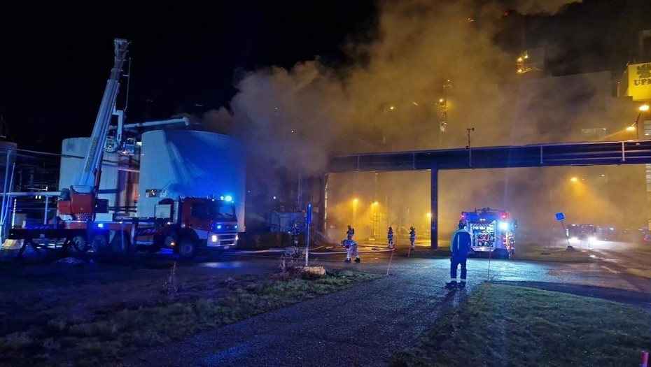 Пожар на территории фабрики UPM Kaukas в Лаппенранте, Финляндия.