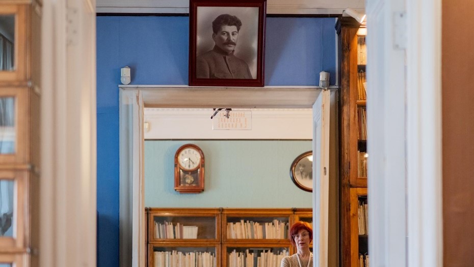 Для пенсионеров в РФ могут появится особые правила продажи жилья