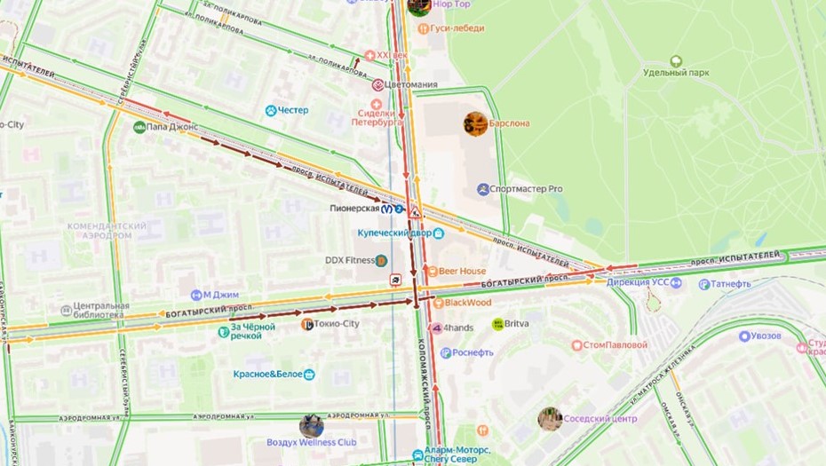Пробки у станции метро "Пионерская" в Приморском районе Петербурга 7 декабря 2025 года. Пробки у станции метро "Пионерская" в Приморском районе Петербурга 7 декабря 2025 года.