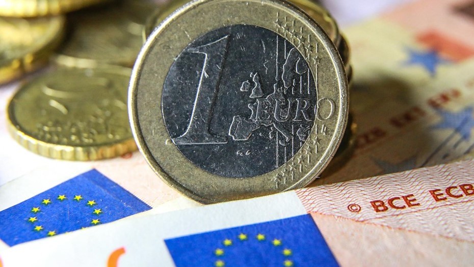 Финляндия тратит миллионы евро на выплату пособий.