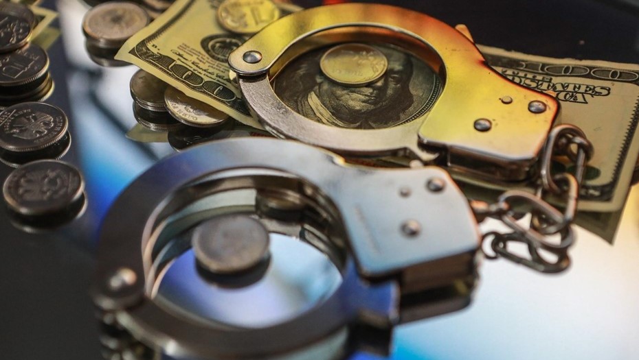 Деньги. Рубли и доллары. Деньги. Рубли и доллары.