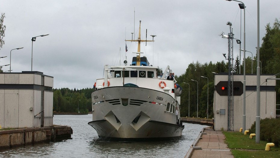 Навигация на Сайменском канале, соединяющем озеро Сайма с Финским заливом. Архив.
