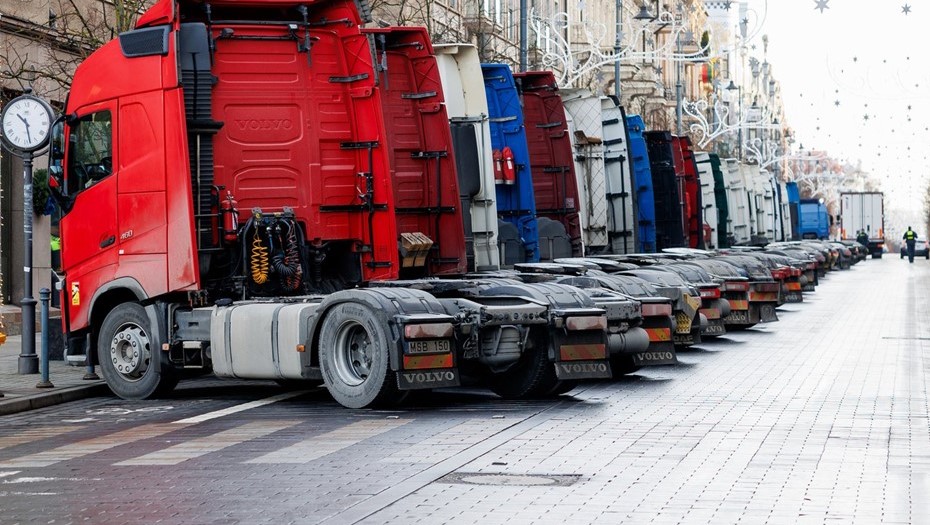 Акция протеста перевозчиков 10 декабря 2025 года. Вильнюс, Литва. Акция протеста перевозчиков 10 декабря 2025 года. Вильнюс, Литва.