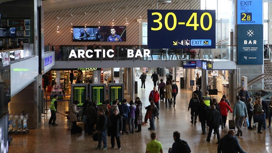 Аэропорт Хельсинки-Вантаа. Финляндия. Аэропорт Хельсинки-Вантаа. Финляндия.