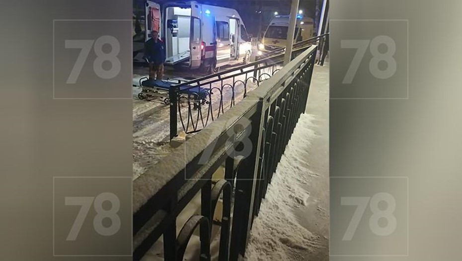 Скорая помощь на месте происшествия Скорая помощь на месте происшествия