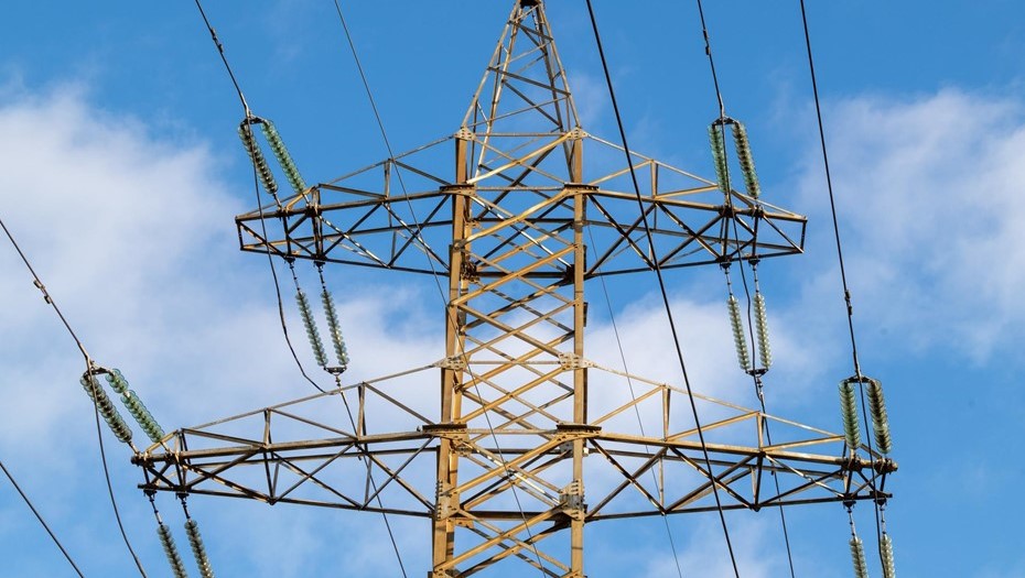 Линия электропередачи.